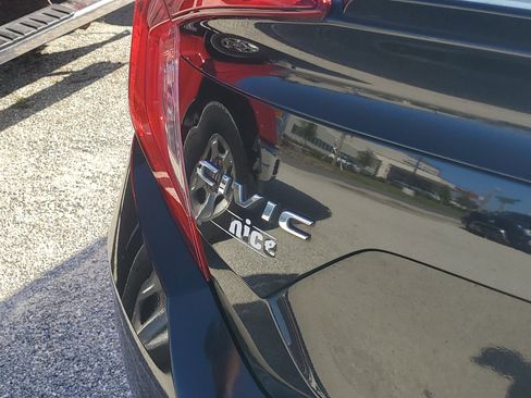 Used 2016 Honda Civic EX-T image 10