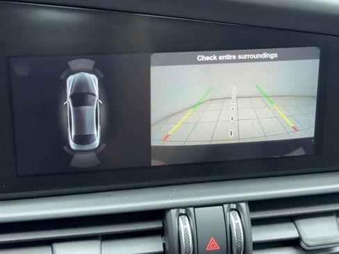 New 2025 Alfa Romeo Giulia w/ Driving Assist Package image 24