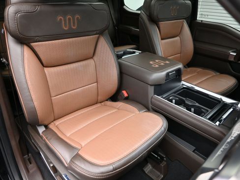 Used 2024 Ford F250 King Ranch w/ Chrome Package image 41