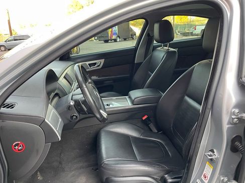 Used 2013 Jaguar XF 3.0 image 16