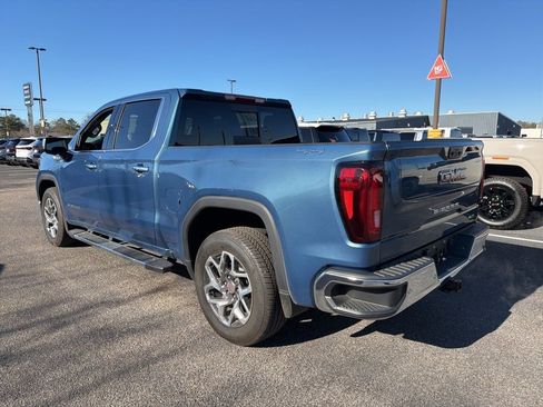 Certified 2024 GMC Sierra 1500 SLT w/ SLT Convenience Package image 5