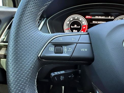 Used 2023 Audi SQ5 Premium Plus w/ Premium Plus Package image 30