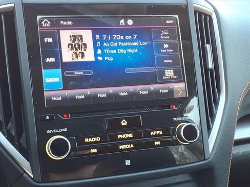 Used 2019 Subaru Crosstrek 2.0i Limited image 4