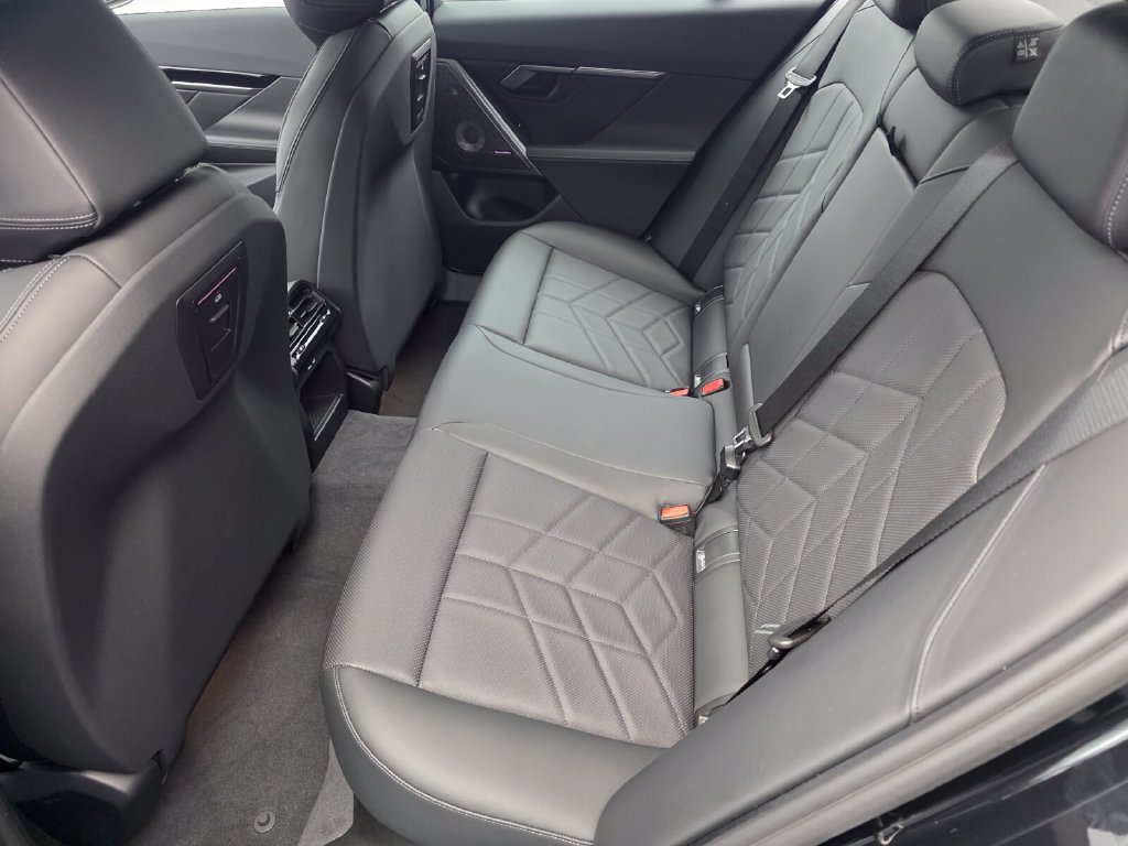 Certified 2024 BMW 530i w/ Premium Package RWD image 14