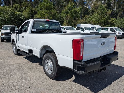 New 2026 Ford F250 XL w/ XL Chrome Package image 5