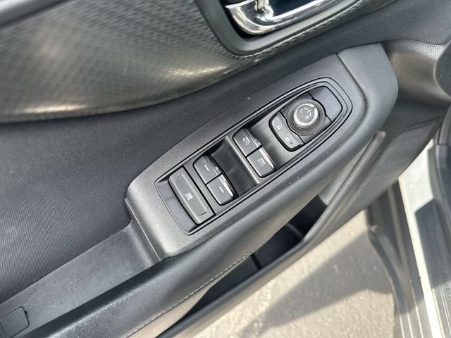 Used 2024 Subaru Outback Premium AWD/4WD image 17