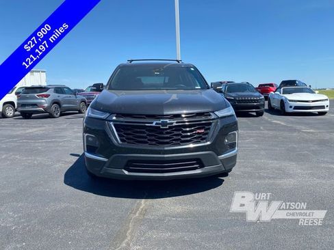 Used 2023 Chevrolet Traverse RS w/ LPO, Floor Liner Package FWD image 10