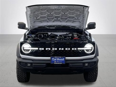 Certified 2025 Ford Bronco Outer Banks AWD/4WD image 6