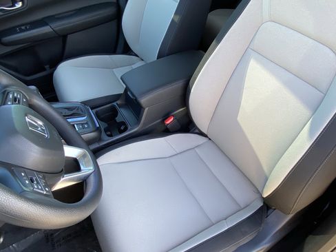 Used 2026 Honda CR-V EX image 28