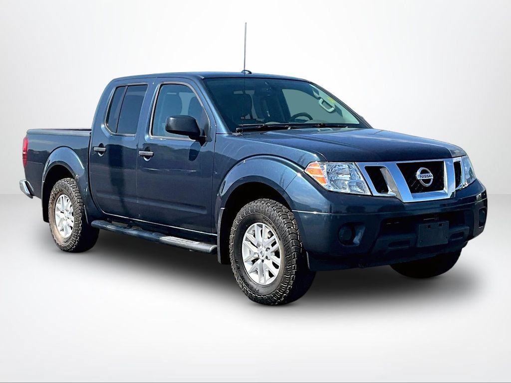 Used 2015 Nissan Frontier SV AWD/4WD image 12
