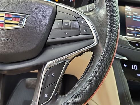 Used 2019 Cadillac XT5 Luxury AWD/4WD image 12