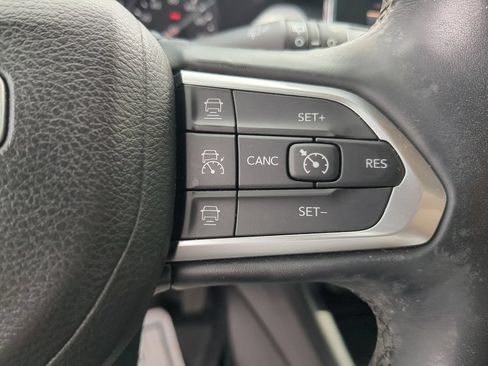 Used 2022 Jeep Compass Latitude AWD/4WD image 29