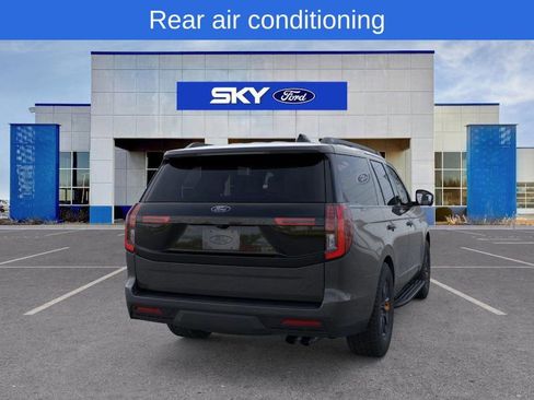 New 2026 Ford Expedition Tremor image 8