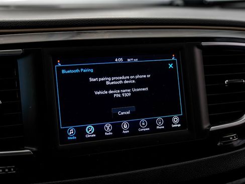 Used 2020 Chrysler Voyager Lxi image 26