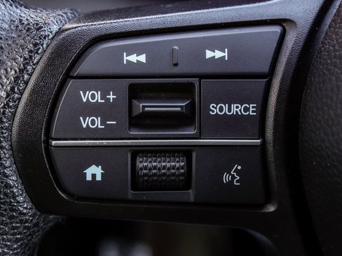 Used 2025 Honda CR-V LX image 25