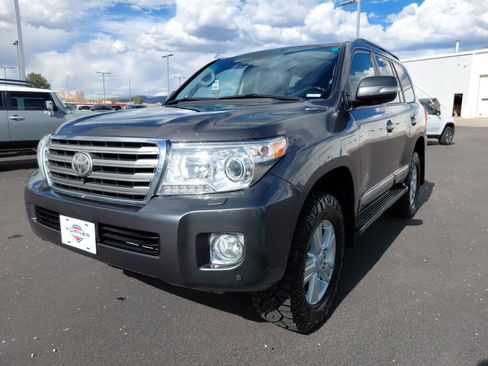 Used 2013 Toyota Land Cruiser AWD/4WD image 8