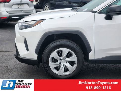 Used 2025 Toyota RAV4 LE image 8