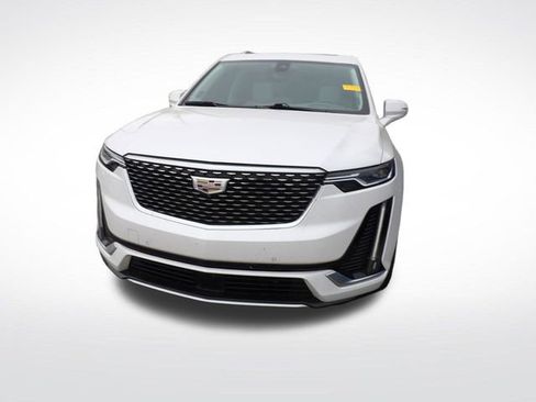 Used 2020 Cadillac XT6 Premium Luxury image 8