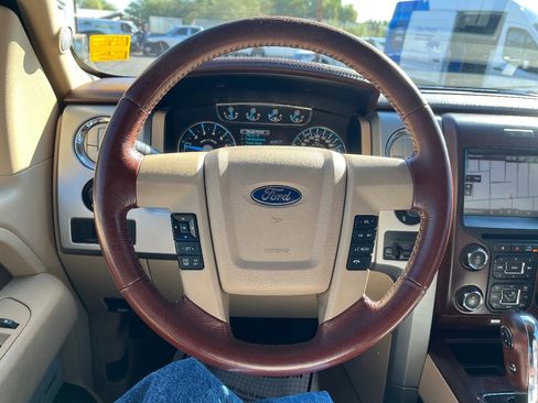 Used 2013 Ford F150 King Ranch w/ King Ranch Luxury Pkg image 19