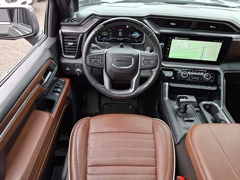 Certified 2023 GMC Sierra 1500 Denali Ultimate AWD/4WD image 11