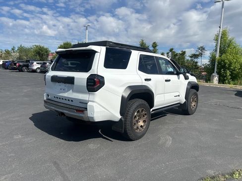 Used 2025 Toyota 4Runner Trailhunter AWD/4WD image 4