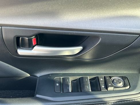 Used 2024 Toyota Grand Highlander XLE image 26