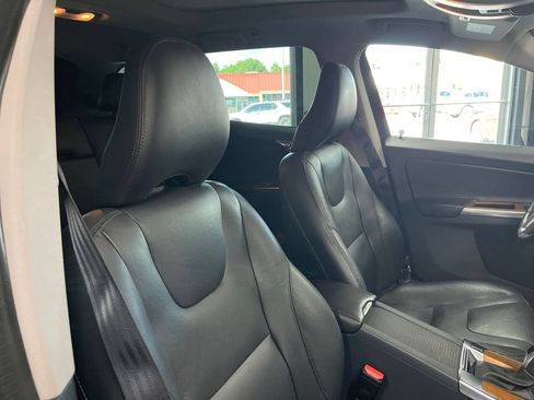 Used 2017 Volvo XC60 T5 Inscription w/ Preferred Option Package FWD image 46
