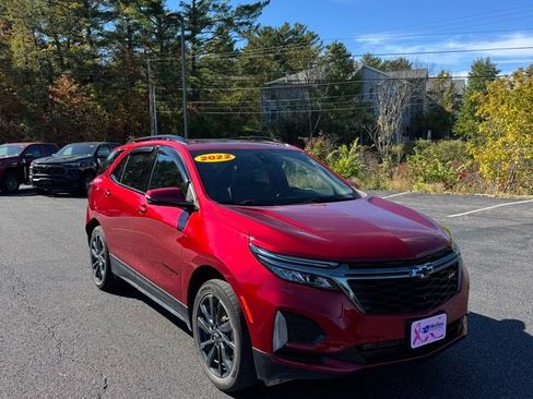 Used 2022 Chevrolet Equinox RS w/ RS Leather Package image 3