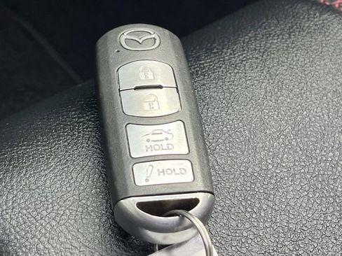 Used 2018 MAZDA MX-5 Miata RF Grand Touring image 30