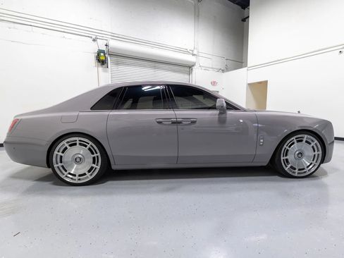 Used 2021 Rolls-Royce Ghost AWD/4WD image 29