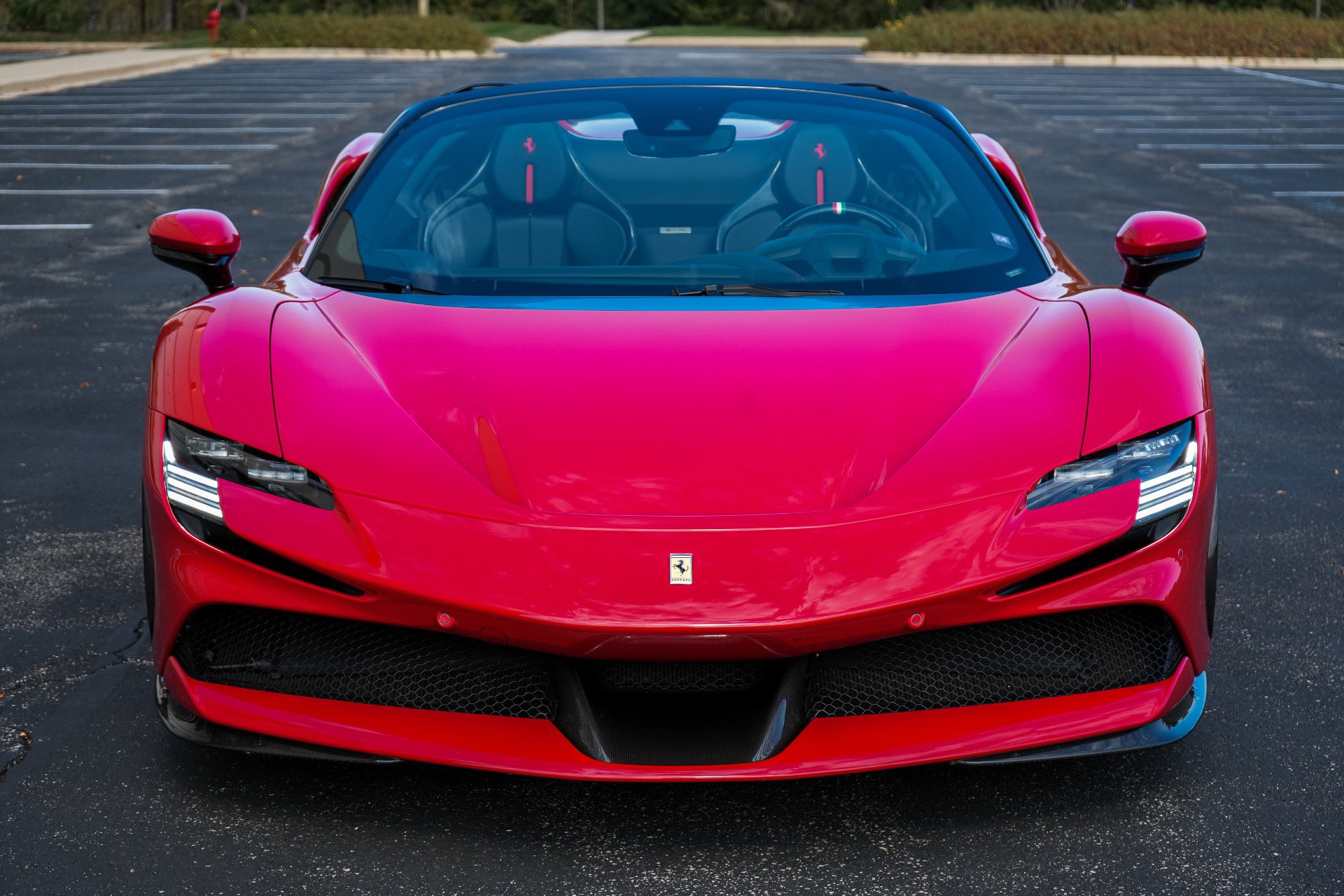 Used 2023 Ferrari SF90 Spider AWD/4WD image 4