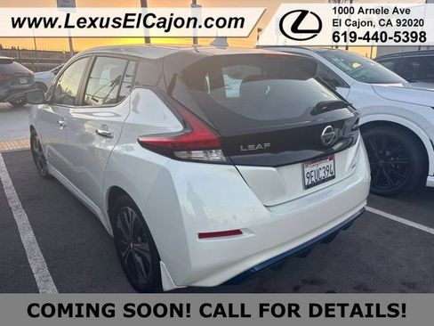 Used 2018 Nissan Leaf SV w/ SV Technology Package FWD image 4