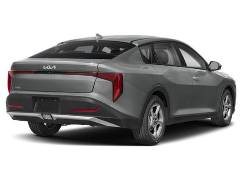 New 2026 Kia K4 LXS image 2
