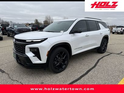 Certified 2025 Chevrolet Traverse RS w/ LPO, Floor Liner Package