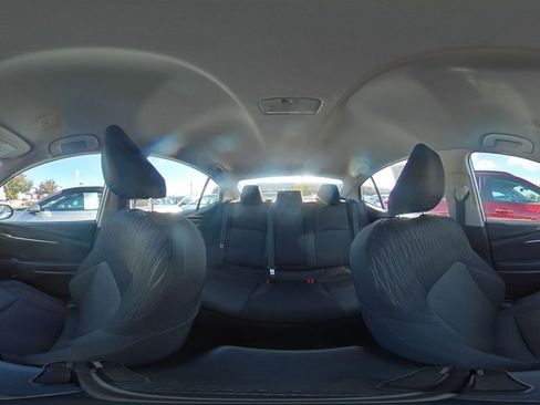 Used 2025 Toyota Camry LE image 40