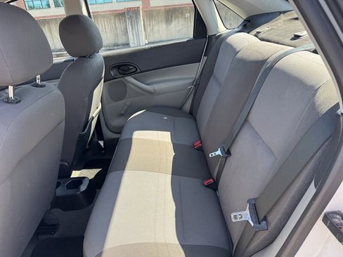Used 2007 Ford Focus SE image 14