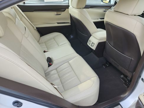 Used 2017 Lexus ES 350 image 24