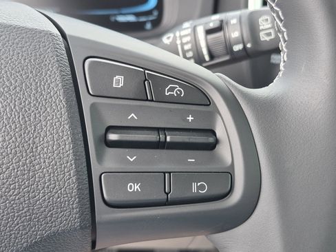 New 2026 Hyundai Venue SEL FWD image 30