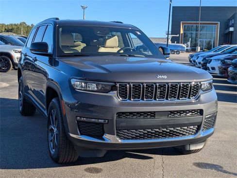 New 2025 Jeep Grand Cherokee L Limited image 2