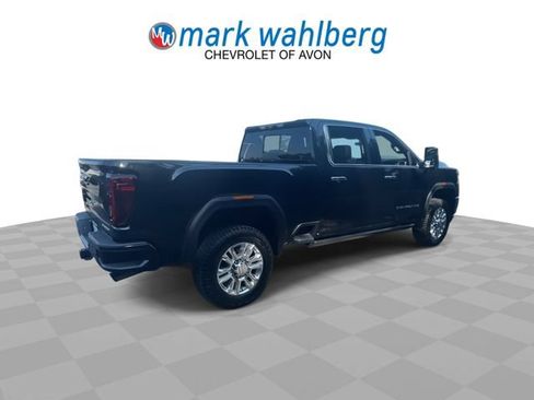 Certified 2022 GMC Sierra 2500 Denali w/ Denali Ultimate Package AWD/4WD image 8