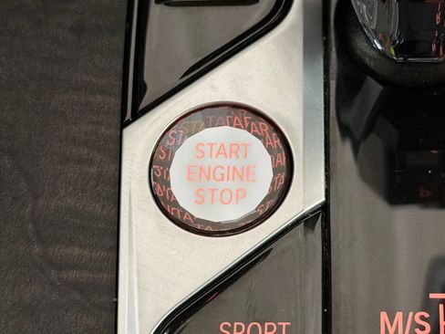 Used 2023 BMW X5 sDrive40i w/ Executive Package image 23