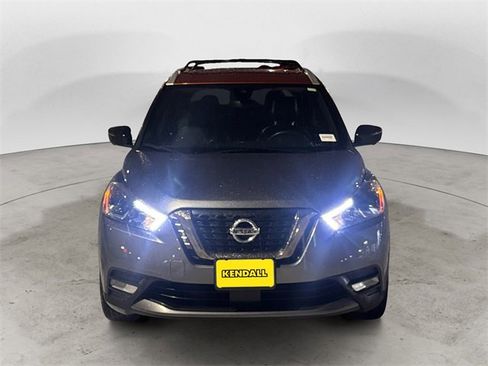 Used 2020 Nissan Kicks SR w/ SR Premium Package image 8