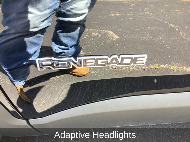 Certified 2023 Jeep Renegade Limited AWD/4WD image 10