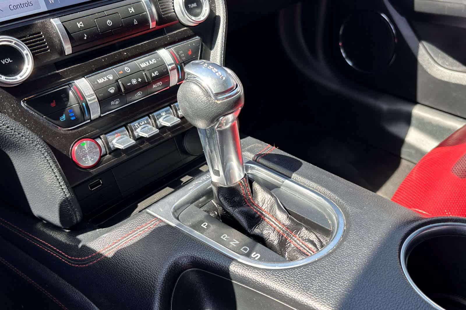 Used 2020 Ford Mustang GT Premium w/ Equipment Group 401A RWD image 22