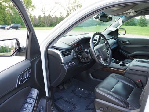 Used 2020 Chevrolet Tahoe LT AWD/4WD image 15