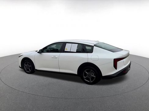 Used 2025 Kia K4 FWD image 11