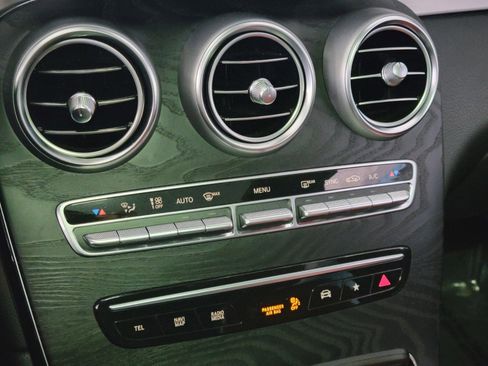 Used 2021 Mercedes-Benz GLC 43 AMG 4MATIC image 25