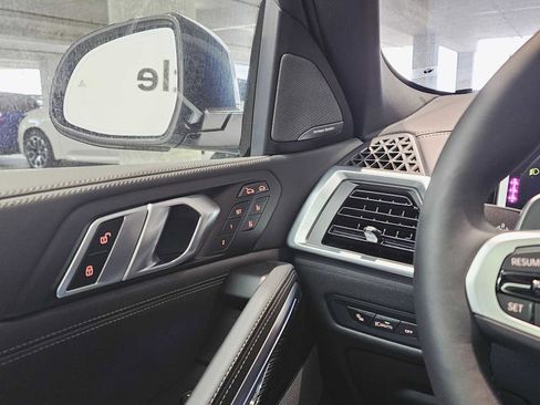 New 2026 BMW X6 xDrive40i w/ Executive Package image 22