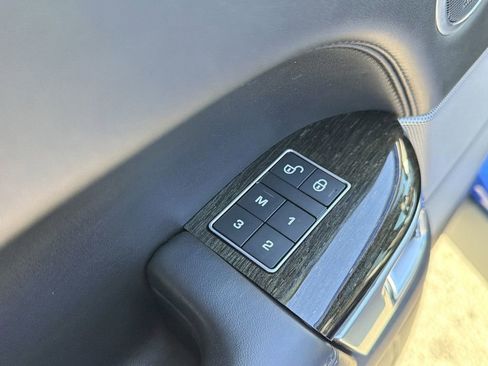 Used 2020 Land Rover Range Rover Sport HSE Dynamic image 21