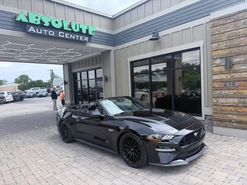 Used 2018 Ford Mustang GT Premium w/ GT Performance Package RWD image 48